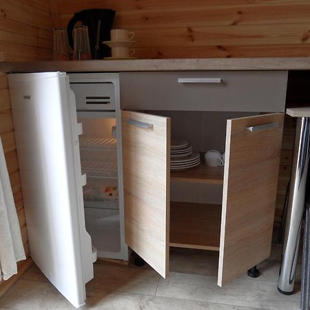 09 Premium Camping Pod Silberstedt Bagian luar foto