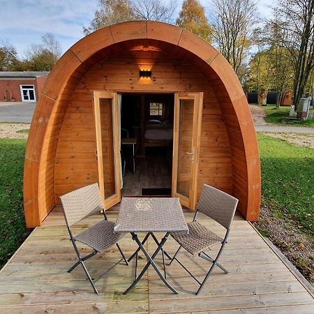 09 Premium Camping Pod Silberstedt Bagian luar foto